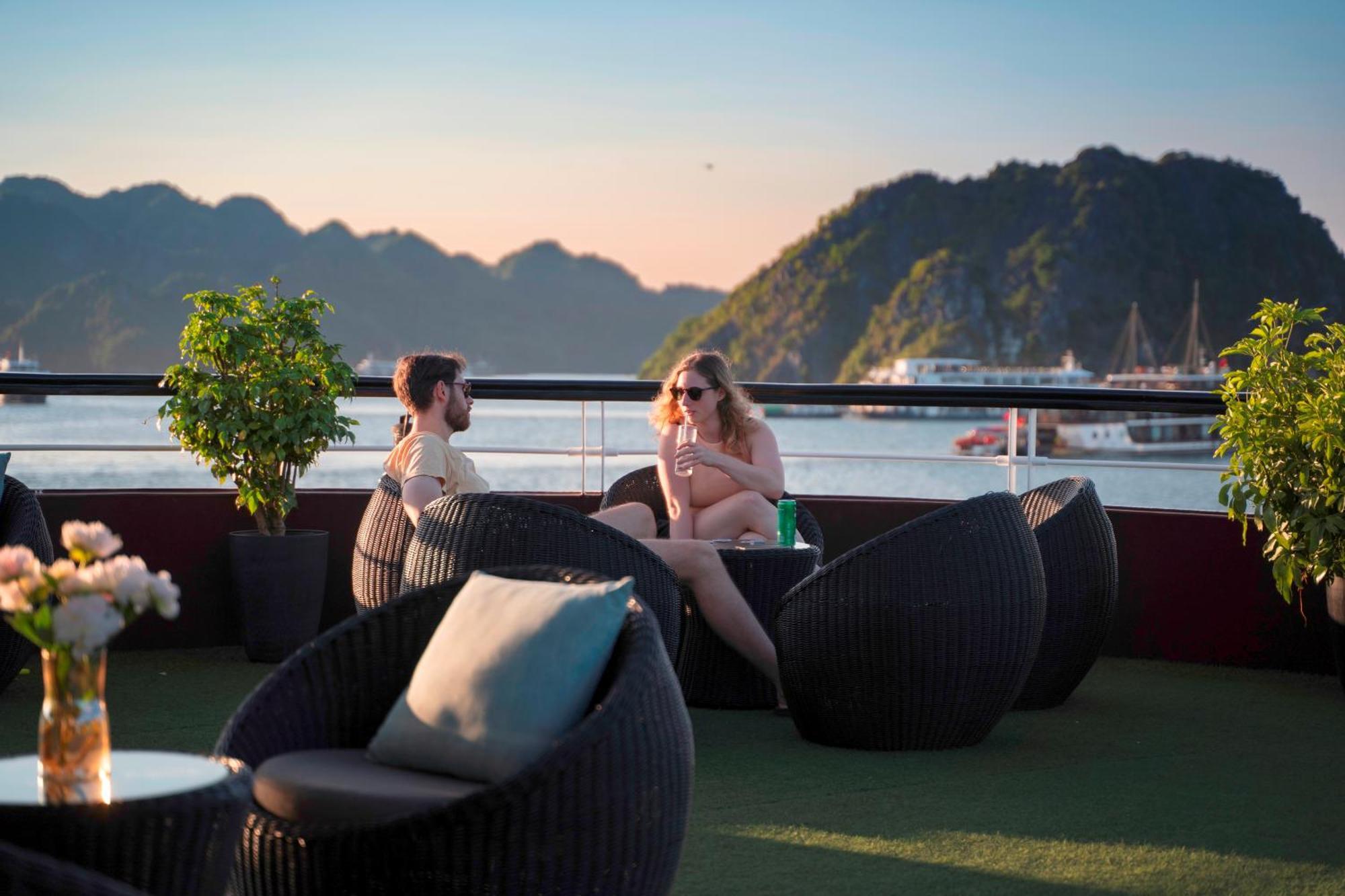 Le Theatre Cruises - Wonder On Lan Ha Bay Hotel Hạ Long-öböl Kültér fotó